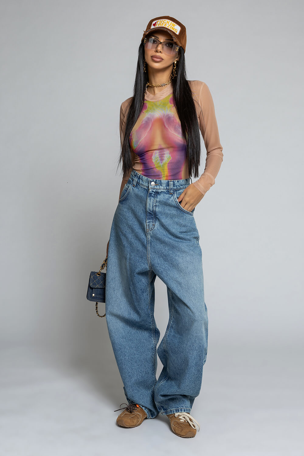 Top Nikole 4705 — photograph 3